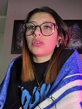 Snapshot of AriaBliss- chatting on October 14, 2025, 8:48 am AriaBliss- online show from October 14, 2025, 8:48 am