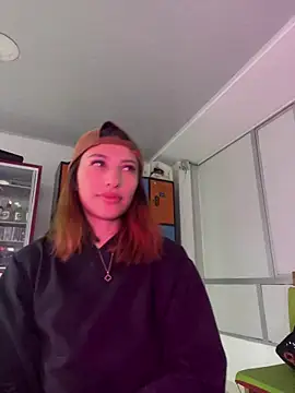 Snapshot of AriaBliss- chatting on September 14, 2025, 4:13 am AriaBliss- online show from September 14, 2025, 4:13 am