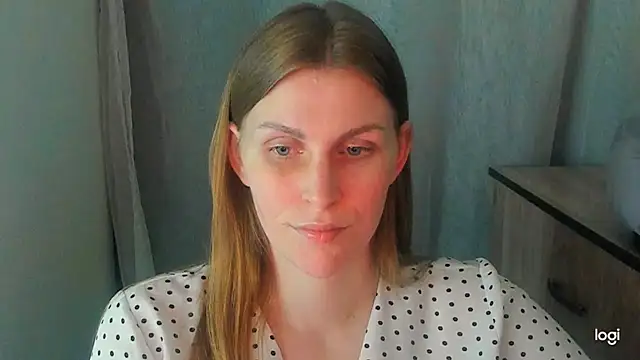 Snapshot of JuliaMuuun chatting on June 26, 2026, 9:31 pm JuliaMuuun online show from June 26, 2026, 9:31 pm