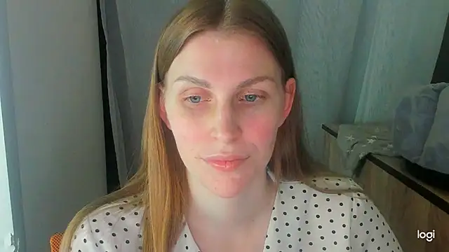 Snapshot of JuliaMuuun chatting on June 28, 2026, 9:32 pm JuliaMuuun online show from June 28, 2026, 9:32 pm
