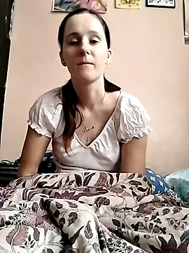 Snapshot of HardCouple33 chatting on February 18, 2026, 7:49 am HardCouple33 online show from February 18, 2026, 7:49 am