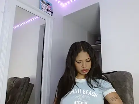 reina reina online show from November 5, 2025, 10:57 pm