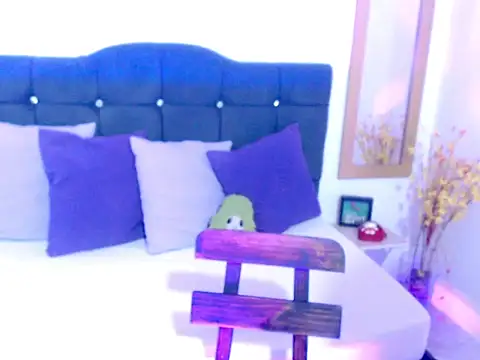 Snapshot of SamantaSweett_ chatting on September 11, 2025, 12:49 pm SamantaSweett online show from September 11, 2025, 12:49 pm