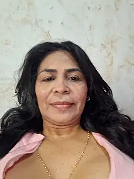 floresblancas online show from April 18, 2026, 2:30 pm