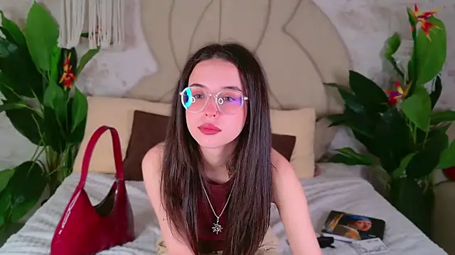 LANA MILANO online show from October 4, 2025, 3:57 pm