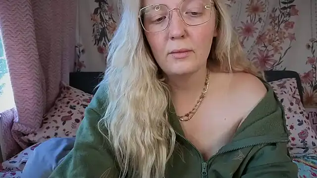 Snapshot of Daisyxoxo_ chatting on September 25, 2025, 8:31 am Daisyxoxo  online show from September 25, 2025, 8:31 am