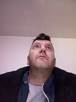 NiftyFlirt667 online show from March 7, 2026, 5:25 am