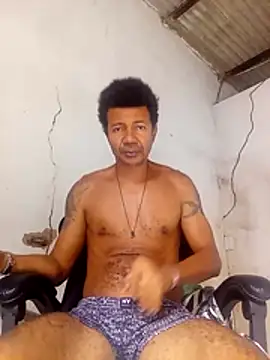 moreno25centimetro online show from February 18, 2026, 1:40 pm