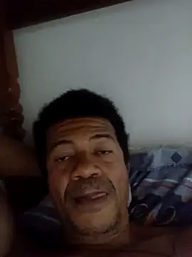 Snapshot of moreno25centimetro chatting on November 22, 2025, 2:54 am moreno25centimetro online show from November 22, 2025, 2:54 am