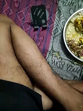 sexy boy 47 online show from November 22, 2025, 3:22 pm