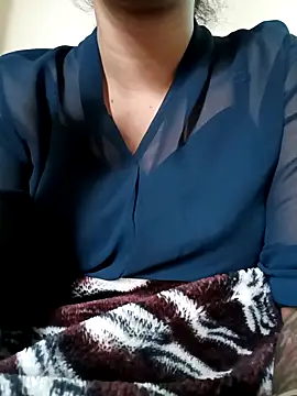 lovelysona11 online show from December 5, 2025, 7:07 am