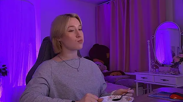 CinBellamy online show from February 25, 2026, 2:56 am