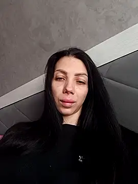 Snapshot of Princessa99885 chatting on November 3, 2025, 7:35 am Princessa99885 online show from November 3, 2025, 7:35 am