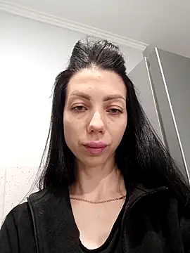 Snapshot of Princessa99885 chatting on October 14, 2025, 5:52 am Princessa99885 online show from October 14, 2025, 5:52 am