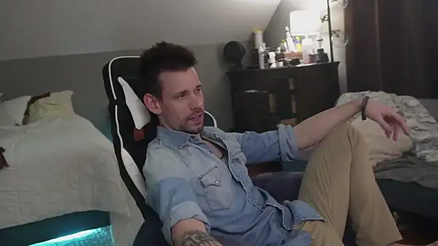 RomanPleaser online show from December 20, 2025, 10:40 am