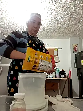 Snapshot of MargaretMonroe chatting on October 3, 2025, 10:44 pm MargaretMonroe online show from October 3, 2025, 10:44 pm