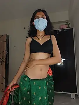 Shivani2002 online show from May 24, 2026, 2:11 am