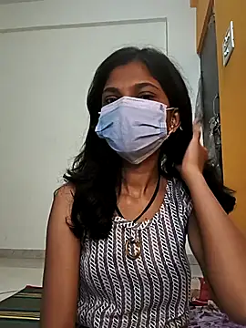 Snapshot of Shivani2002 chatting on November 29, 2025, 1:06 am Shivani2002 online show from November 29, 2025, 1:06 am