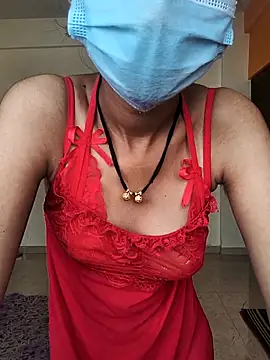 Snapshot of Shivani2002 chatting on November 12, 2025, 8:18 am Shivani2002 online show from November 12, 2025, 8:18 am