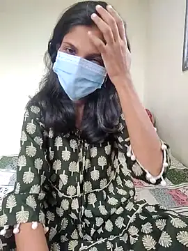 Snapshot of Shivani2002 chatting on October 27, 2025, 7:20 am Shivani2002 online show from October 27, 2025, 7:20 am