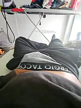 Snapshot of Syto772 chatting on February 28, 2026, 1:33 pm Syto772 online show from February 28, 2026, 1:33 pm