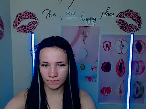 Snapshot of Em7MaA chatting on October 3, 2025, 6:31 pm Em7MaA online show from October 3, 2025, 6:31 pm