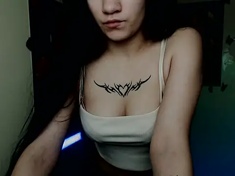 Snapshot of Em7MaA chatting on November 15, 2025, 7:18 pm Em7MaA online show from November 15, 2025, 7:18 pm