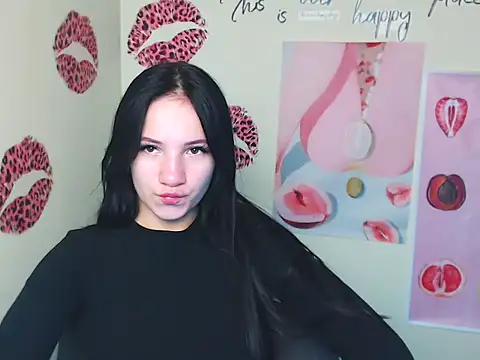 Snapshot of Em7MaA chatting on November 20, 2025, 1:01 pm Em7MaA online show from November 20, 2025, 1:01 pm