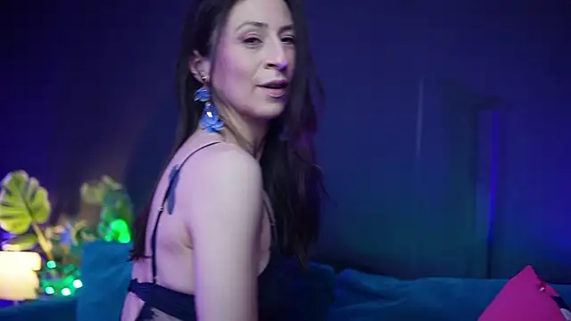 RubyRosa online show from January 13, 2026, 12:47 am