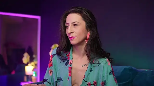 RubyRosa online show from January 16, 2026, 11:42 pm