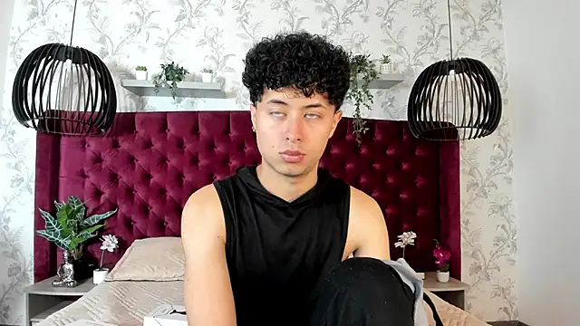 Snapshot of NoahDupont chatting on September 12, 2025, 8:41 pm NoahDupont online show from September 12, 2025, 8:41 pm