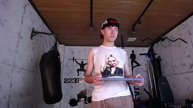 Snapshot of NoahDupont chatting on September 22, 2025, 8:15 pm NoahDupont online show from September 22, 2025, 8:15 pm