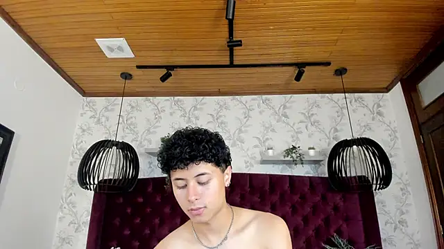 Snapshot of NoahDupont chatting on September 27, 2025, 7:42 pm NoahDupont online show from September 27, 2025, 7:42 pm