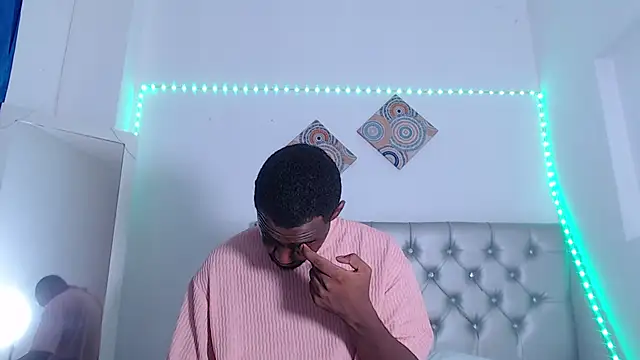 eebony stallion online show from January 7, 2026, 6:35 pm