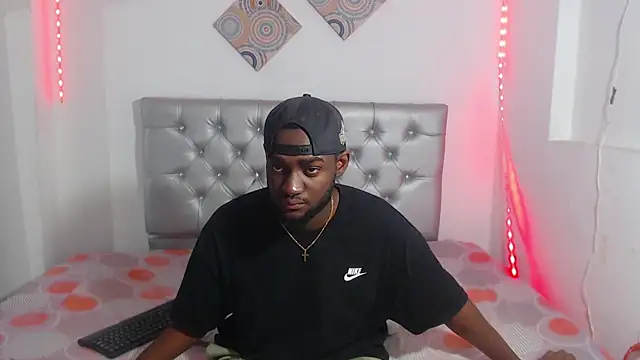 eebony stallion online show from December 4, 2025, 6:51 pm