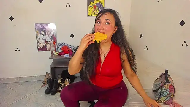 Snapshot of samaramour chatting on February 5, 2026, 4:47 pm samaramour online show from February 5, 2026, 4:47 pm