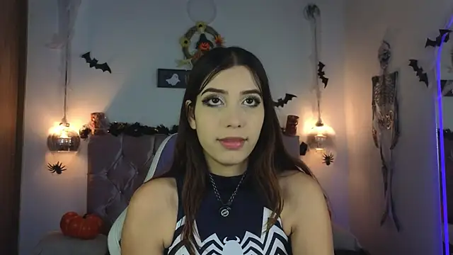 Snapshot of lila_min chatting on October 11, 2025, 1:56 pm lila min online show from October 11, 2025, 1:56 pm