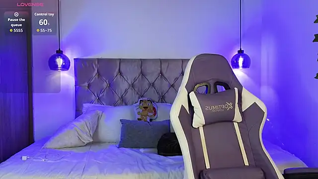 Snapshot of lila_min chatting on September 11, 2025, 1:44 pm lila min online show from September 11, 2025, 1:44 pm