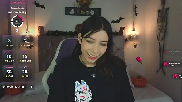 Snapshot of lila_min chatting on October 20, 2025, 2:28 pm lila min online show from October 20, 2025, 2:28 pm