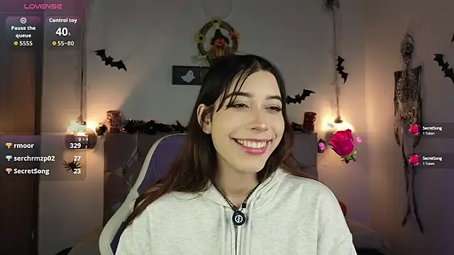 Snapshot of lila_min chatting on October 6, 2025, 2:29 pm lila min online show from October 6, 2025, 2:29 pm