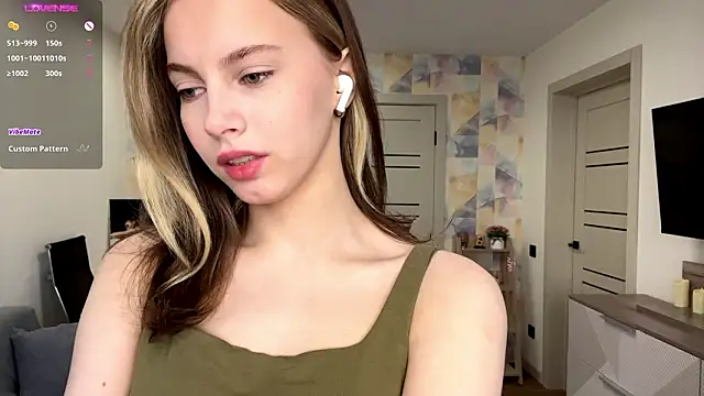 NylaNadler online show from March 15, 2026, 4:08 am