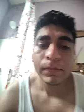 Snapshot of Rtmh1250 chatting on December 15, 2025, 3:29 pm Rtmh1250 online show from December 15, 2025, 3:29 pm