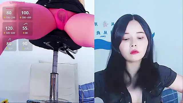 Snapshot of Mya8860 chatting on November 13, 2025, 6:39 am Mya8860 online show from November 13, 2025, 6:39 am