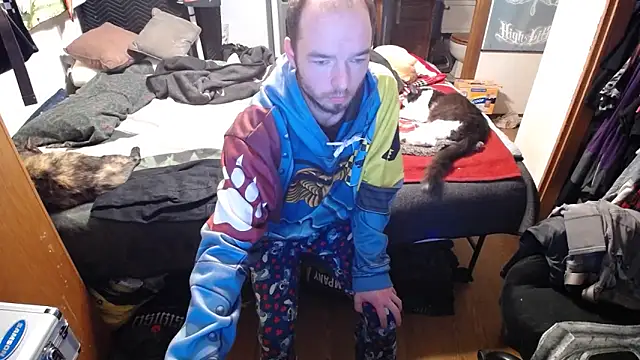 womenhateme69 online show from November 1, 2025, 9:47 am