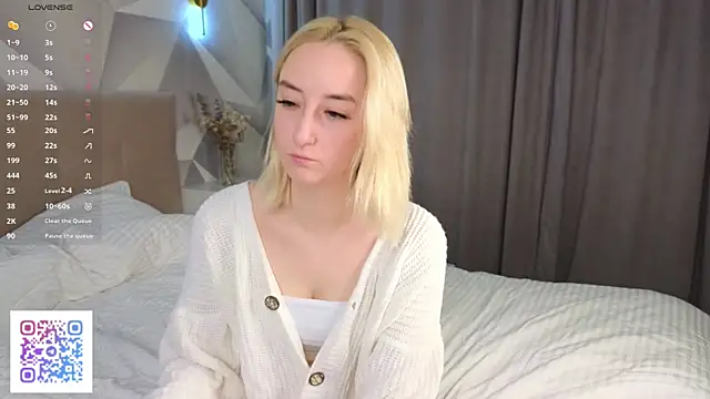 JodeeThu online show from December 3, 2025, 5:19 am