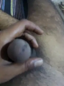 HOT-SHADEV80 online show from September 22, 2025, 9:26 am