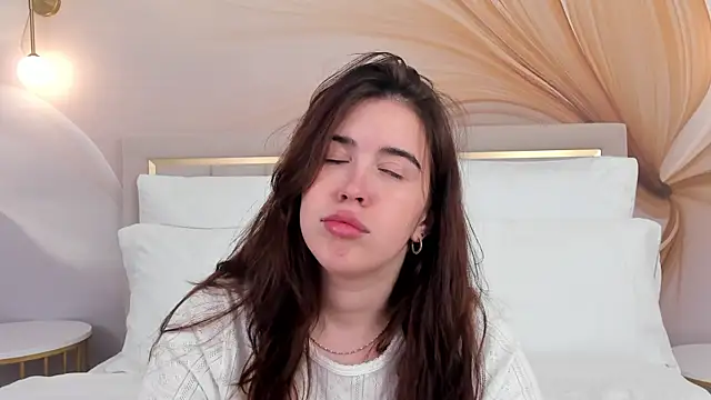 Snapshot of KimberlyBond chatting on September 17, 2025, 3:03 pm KimberlyBond online show from September 17, 2025, 3:03 pm