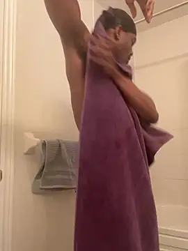 labishyoung25 online show from March 24, 2026, 3:56 pm