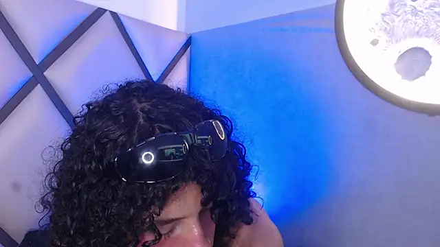 venus-03 online show from February 17, 2026, 3:59 am