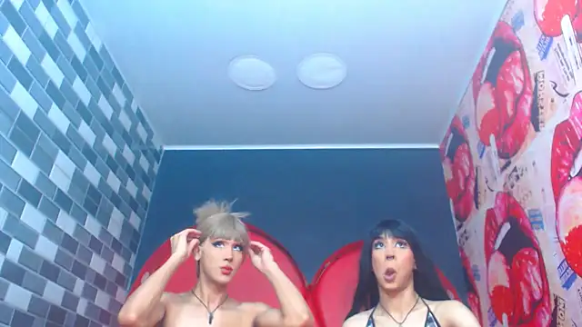 julessxcharlotte online show from October 24, 2025, 2:16 pm